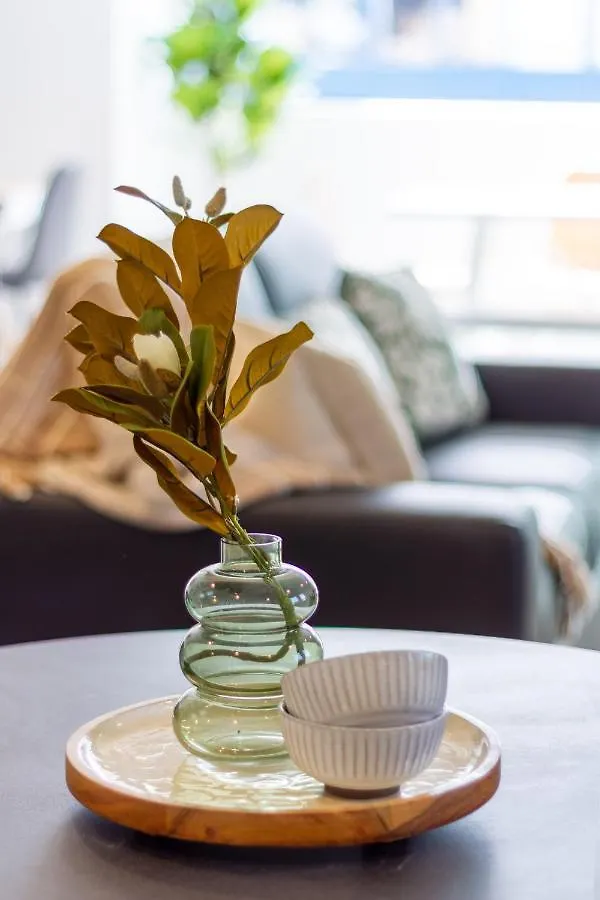 Cbd Gem: Walk To Everything, 3 Bedroom 2 Bath Christchurch Apartment